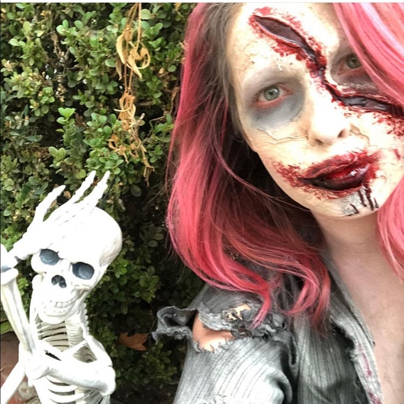 Meet your Posher - Picture 6 of 6